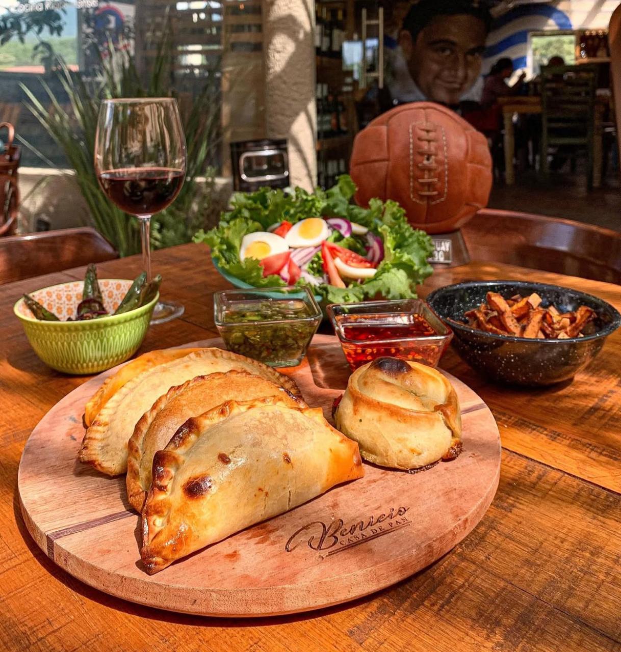 Empanada de Carne de Estofado